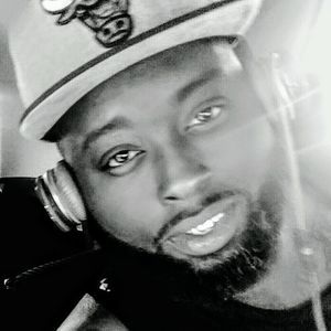 Meet your Posher, Derrick